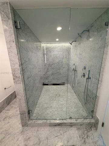 9201 E Bay Harbor Dr 309, Bay Harbor Islands, FL 33154