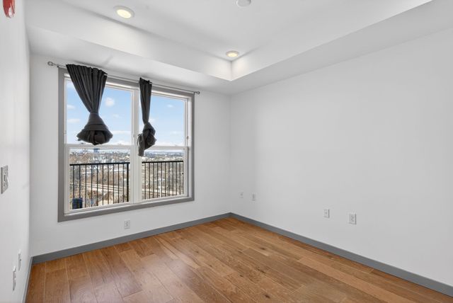 400 Herron Dr Apt 421, Nashville, TN 37210