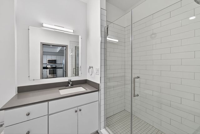 400 Herron Dr Apt 421, Nashville, TN 37210