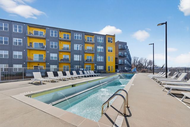 400 Herron Dr Apt 421, Nashville, TN 37210