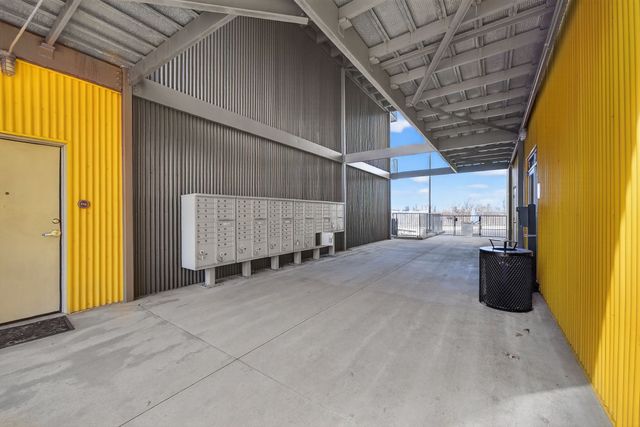 400 Herron Dr Apt 421, Nashville, TN 37210