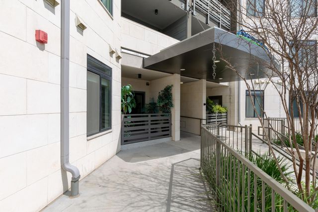 3600 S LAMAR BLVD 106, Austin, TX 78704