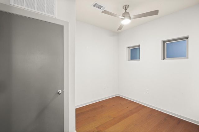 3600 S LAMAR BLVD 106, Austin, TX 78704