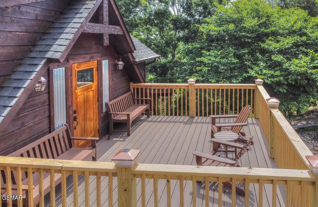 339 Oak Haven Way, Sevierville, TN 37876