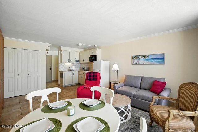 2043 S Atlantic Avenue #520, Daytona Beach, FL 32118