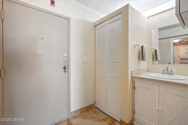 2043 S Atlantic Avenue #520, Daytona Beach, FL 32118