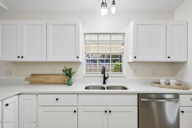 1222 Halber Avenue NW, Palm Bay, FL 32907