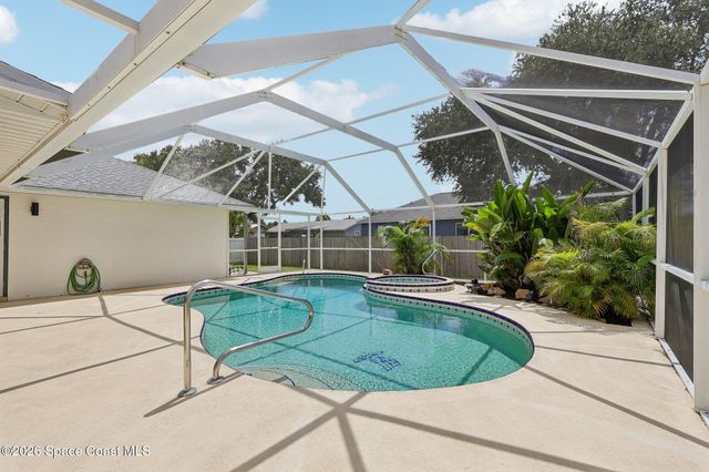 1222 Halber Avenue NW, Palm Bay, FL 32907