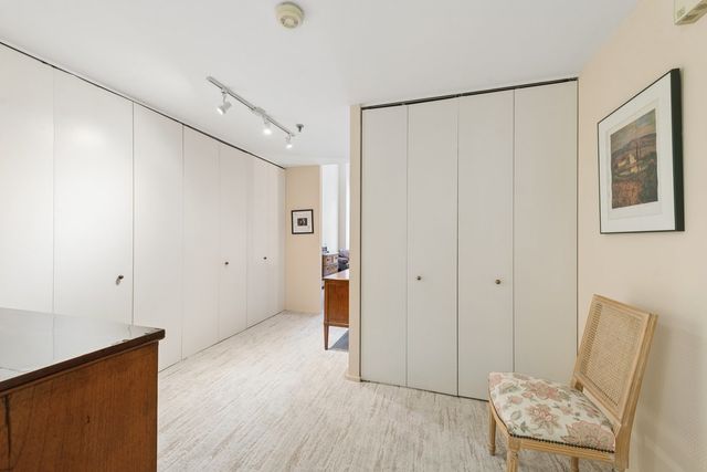 680 N LAKE SHORE Drive 1611, Chicago, IL 60611