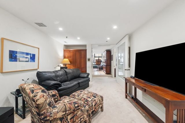 680 N LAKE SHORE Drive 1611, Chicago, IL 60611