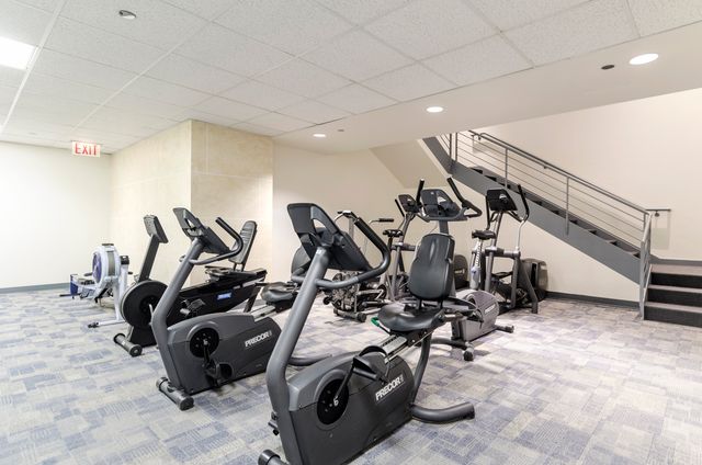 680 N LAKE SHORE Drive 1611, Chicago, IL 60611
