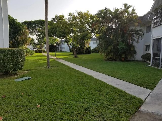 6501 Winfield Boulevard A-40, Margate, FL 33063
