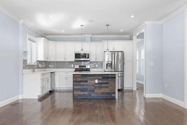 45 W Plain St 1, Wayland, MA 01778