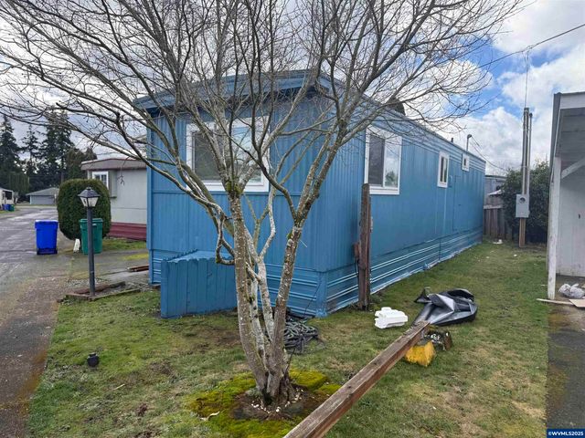 13045 SE Stark St 6, Portland, OR 97233