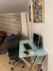 900 NE 195th St 607, Miami, FL 33179