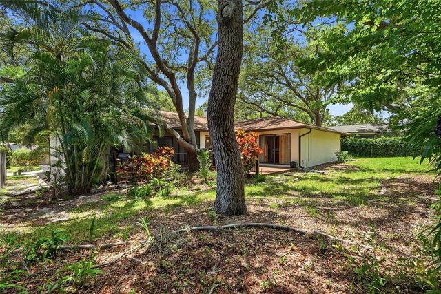 8 CLEARVIEW DRIVE, Safety Harbor, FL 34695