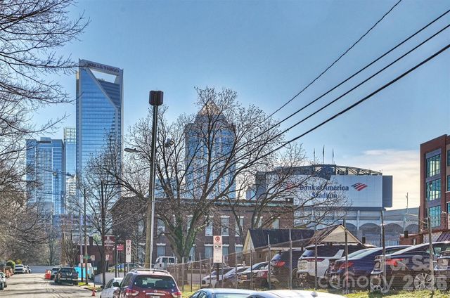 1144 W 1st Street, Charlotte, NC 28202