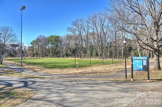 1144 W 1st Street, Charlotte, NC 28202