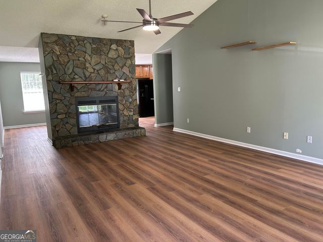 111 Mockingbird Drive, Dublin, GA 31021
