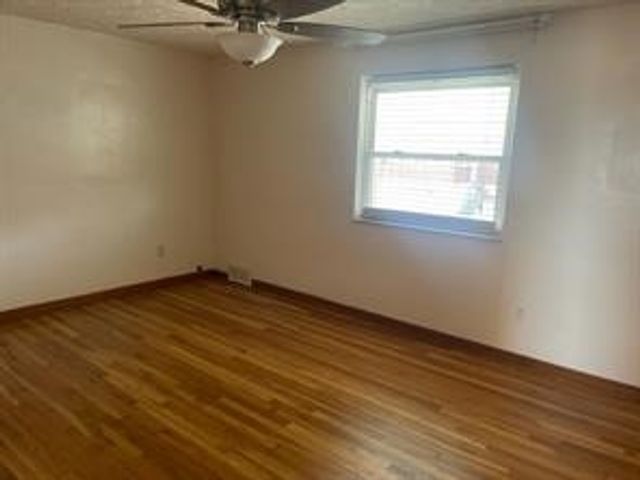 4011 Arsenal Pl, Lawrenceville, PA 15201