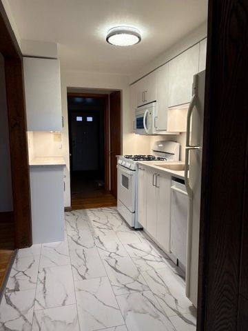 4011 Arsenal Pl, Lawrenceville, PA 15201