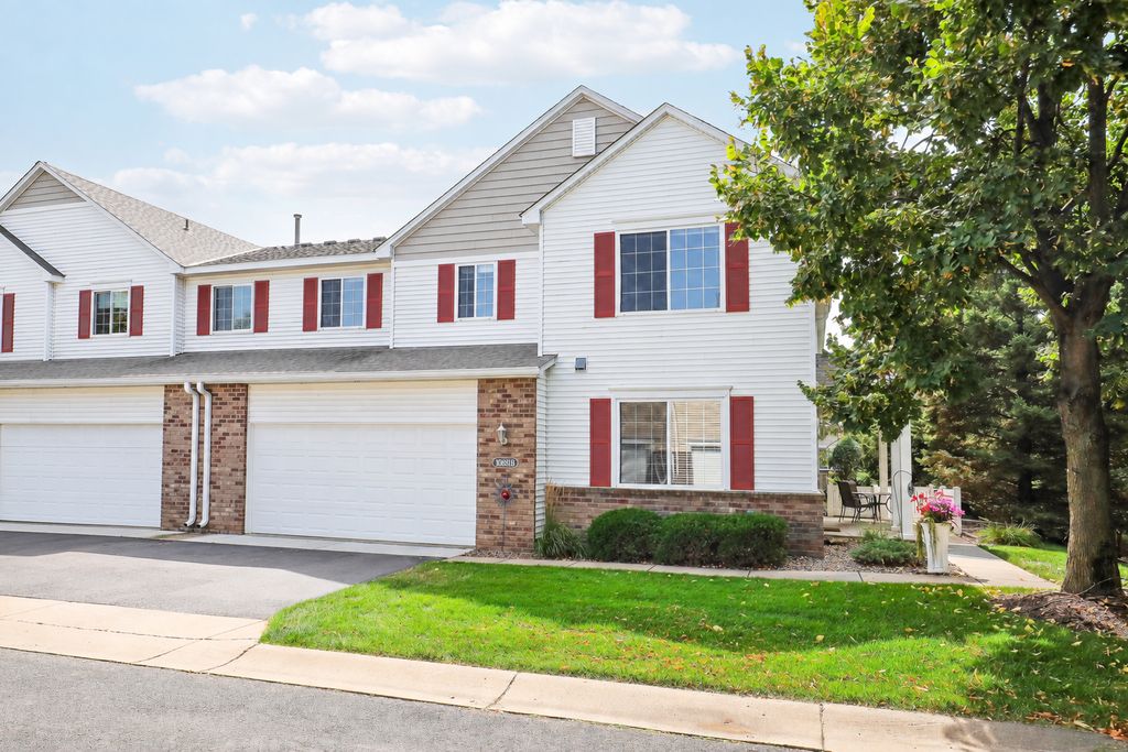 10881 Oak Grove Circle B, Woodbury, MN 55129 — exterior