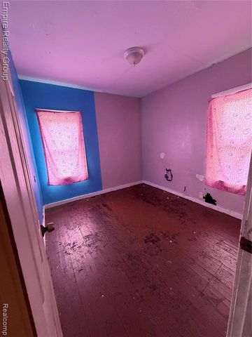 18191 Russell Street, Highland Park, MI 48203