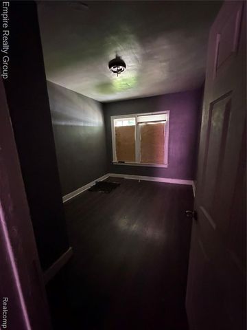 18191 Russell Street, Highland Park, MI 48203