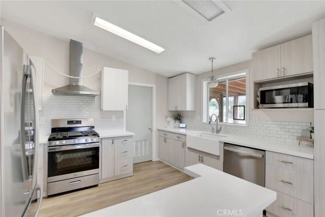 9180 Avalon, Phelan, CA 92371