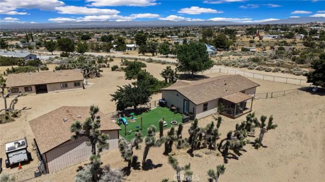 9180 Avalon, Phelan, CA 92371