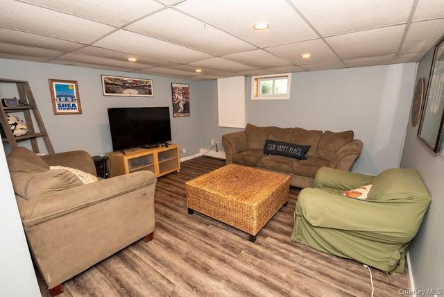 23 Martin Road S, Bethpage, NY 11714