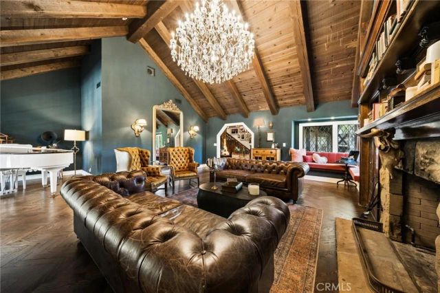 15656 Iron Canyon, Canyon Country, CA 91387