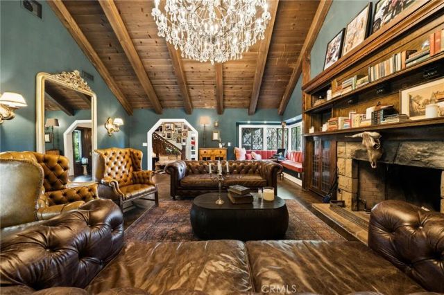 15656 Iron Canyon, Canyon Country, CA 91387