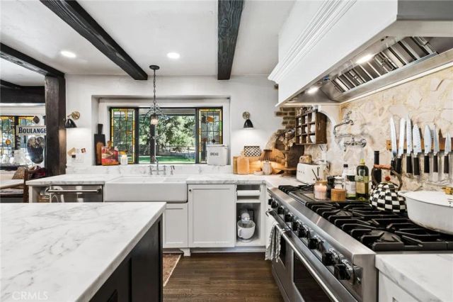 15656 Iron Canyon, Canyon Country, CA 91387