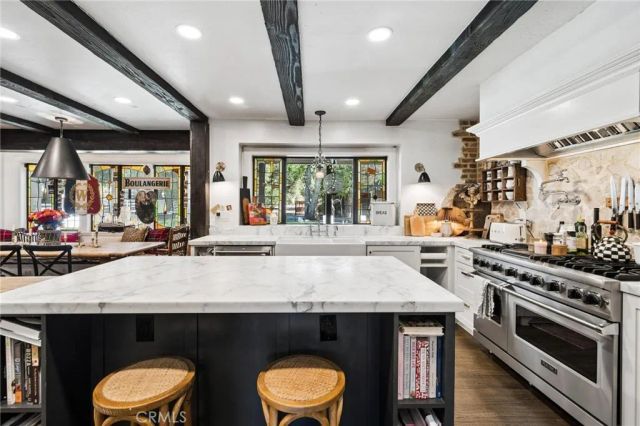 15656 Iron Canyon, Canyon Country, CA 91387