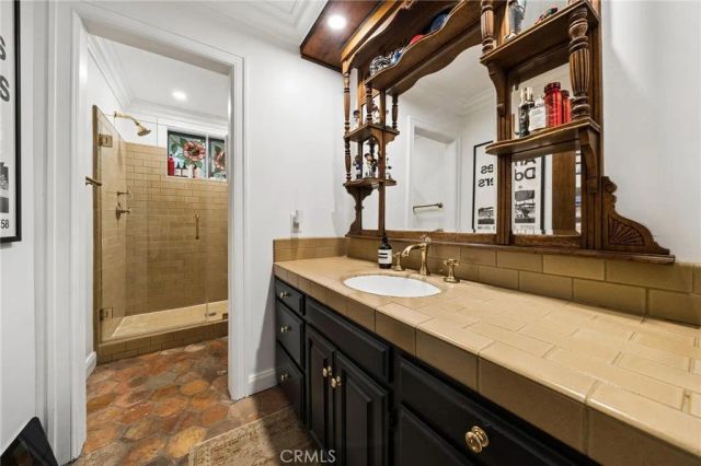 15656 Iron Canyon, Canyon Country, CA 91387