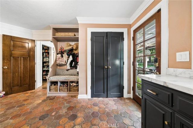 15656 Iron Canyon, Canyon Country, CA 91387