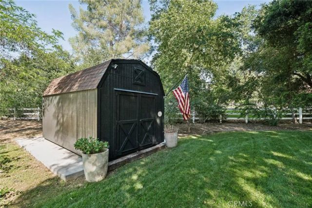 15656 Iron Canyon, Canyon Country, CA 91387