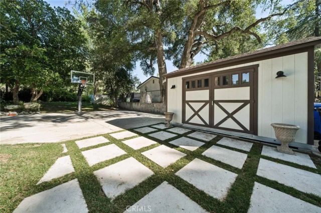 15656 Iron Canyon, Canyon Country, CA 91387