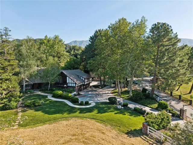 15656 Iron Canyon, Canyon Country, CA 91387