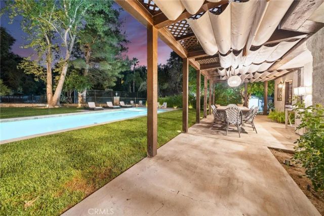 15656 Iron Canyon, Canyon Country, CA 91387