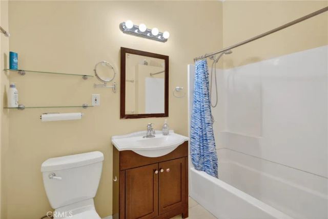 10353 Oro Vista, Sunland, CA 91040