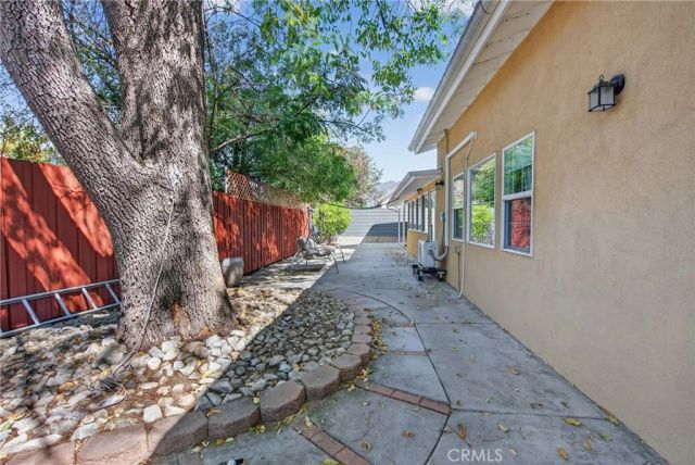 10353 Oro Vista, Sunland, CA 91040