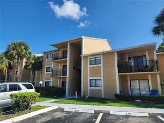 9491 S Palm Cir S 205, Pembroke Pines, FL 33025