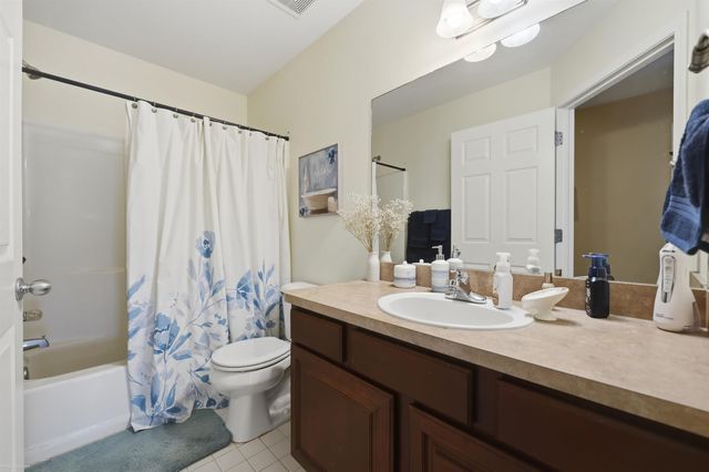 57204 Tanglewood Drive, New Haven, MI 48048