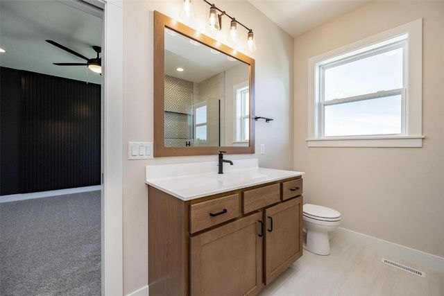 1074 Archer Drive, Marion, IA 52302