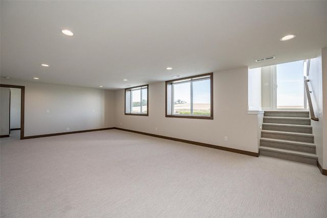 1074 Archer Drive, Marion, IA 52302