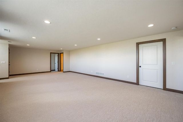 1074 Archer Drive, Marion, IA 52302