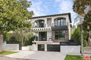 1940 Kelton Avenue, Los Angeles, CA 90025