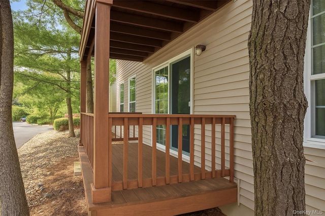 1306 Rosewood Court, Highland Mills, NY 10930